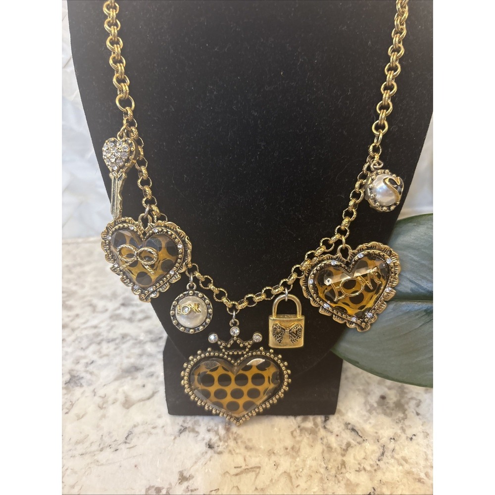 Betsey Johnson Three Heart Leopard Heart Key Rhinestones Locket Pearl Necklace - Picture 2 of 16